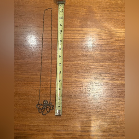 Vintage Octopus Pendant Necklace - Picture 4 of 4